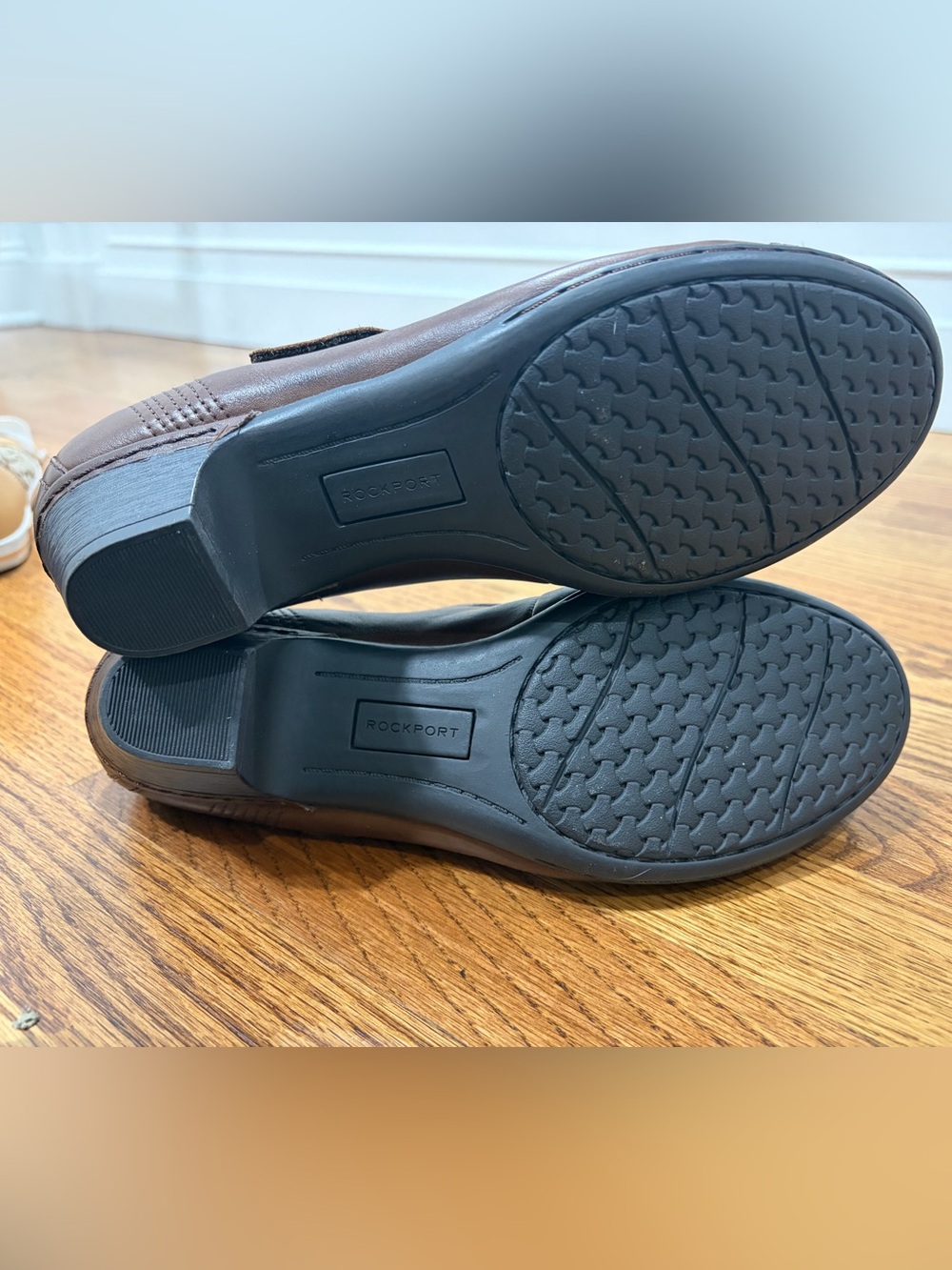 NWOB Rockport Cobb Hill Mary Janes Brown Leather (9) - Picture 6 of 7